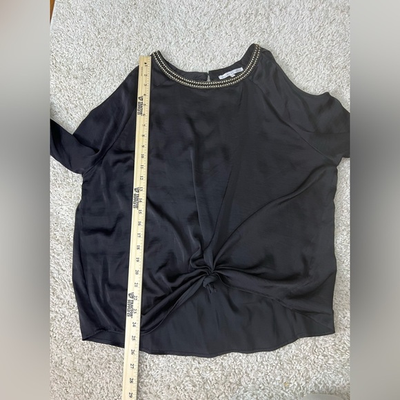 Women’s XL Black Long Sleeve Blouse with Open Shoulder - Picture 7 of 7